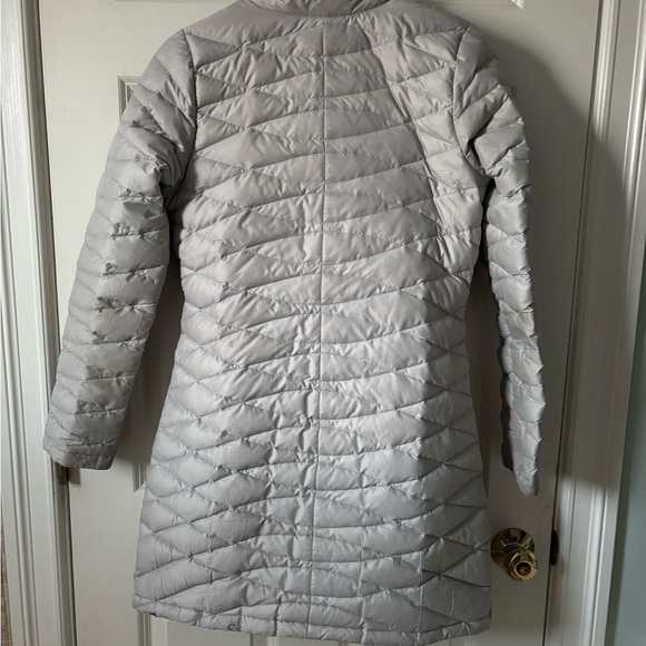 Women's Quilted Gray Jacket - Picture 3 of 4